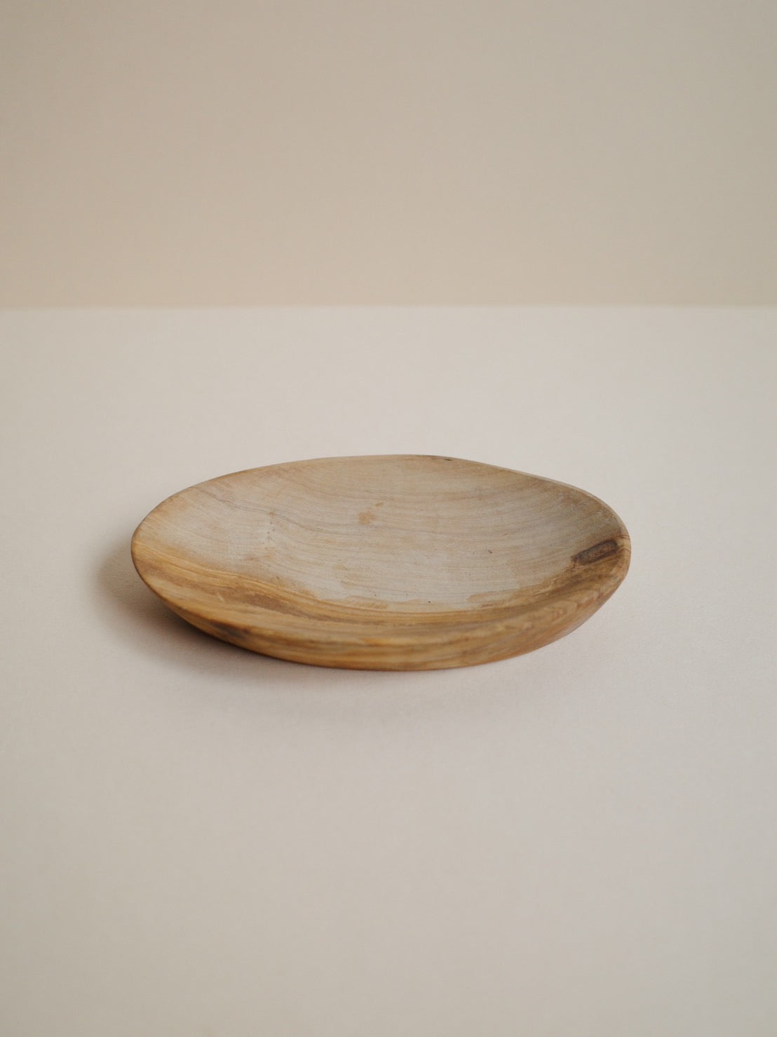 手入れして長く使えるオリーブウッドシリーズ | ラウンドトレイ